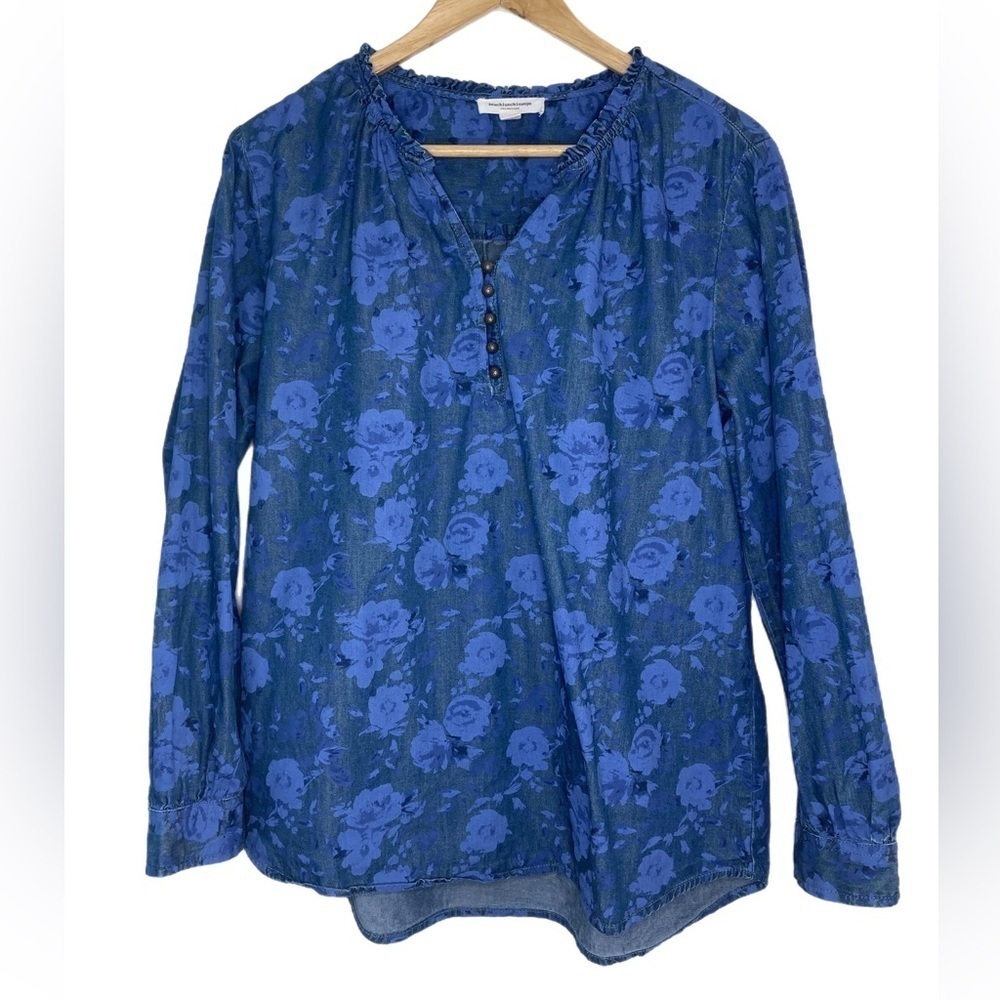 Beachlunchlounge LYZZA Floral Long Sleeve Top in Blue Peony with ruffle details